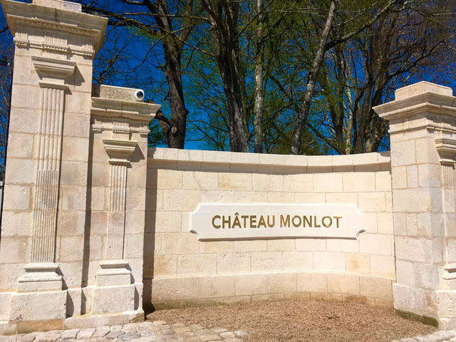 Restauration Château Monlot Dorure terminée